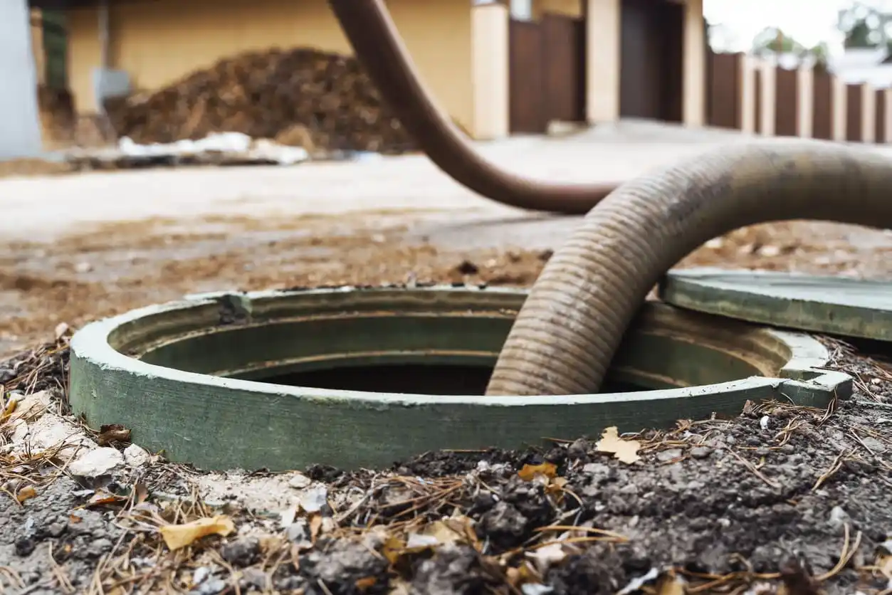 septic tank services Indiantown